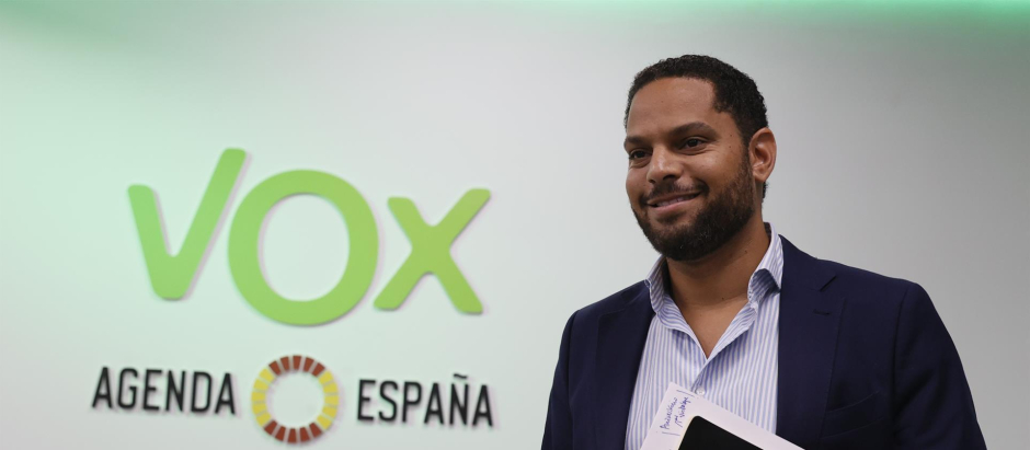Ignacio Garriga en rueda de prensa tras su nombramiento como secretario general de Vox, en la sede nacional del partido