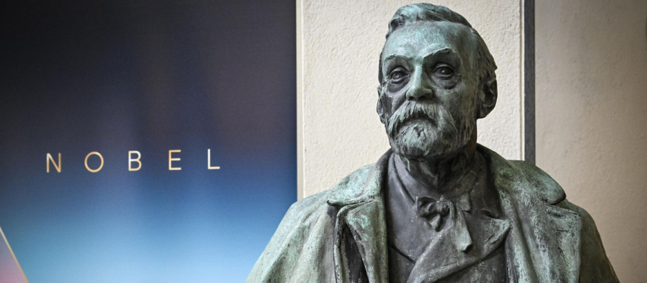 Estatua de Alfred Nobel