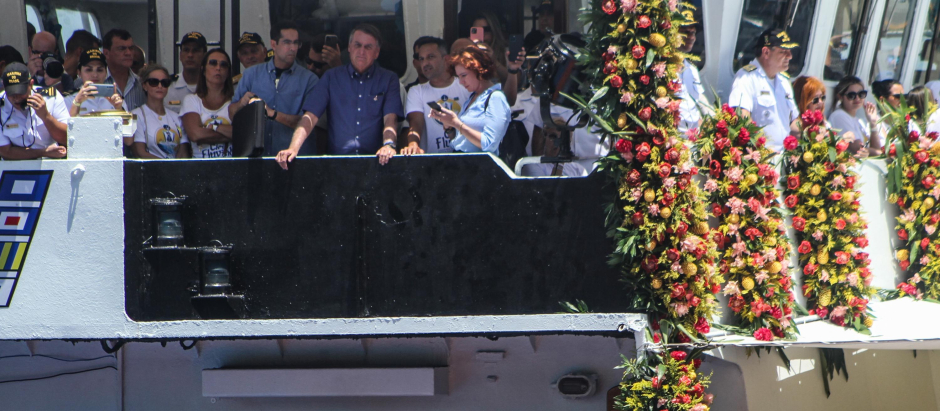 Bolsonaro participa en procesión de virgen de Nazaré
