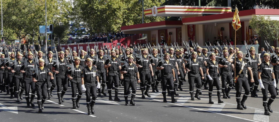 Mas de 4.000 soldados han recorrido el Paseo de la Castellana de Madrid