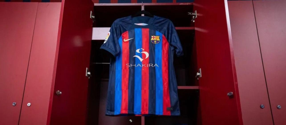 La opción de que el logo de Shakira aparezca en la camiseta del Barcelona coge cada vez más fuerza