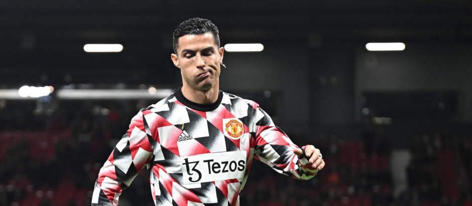 Cristiano Ronaldo abandonó Old Trafford antes de tiempo; ahora el club le castiga