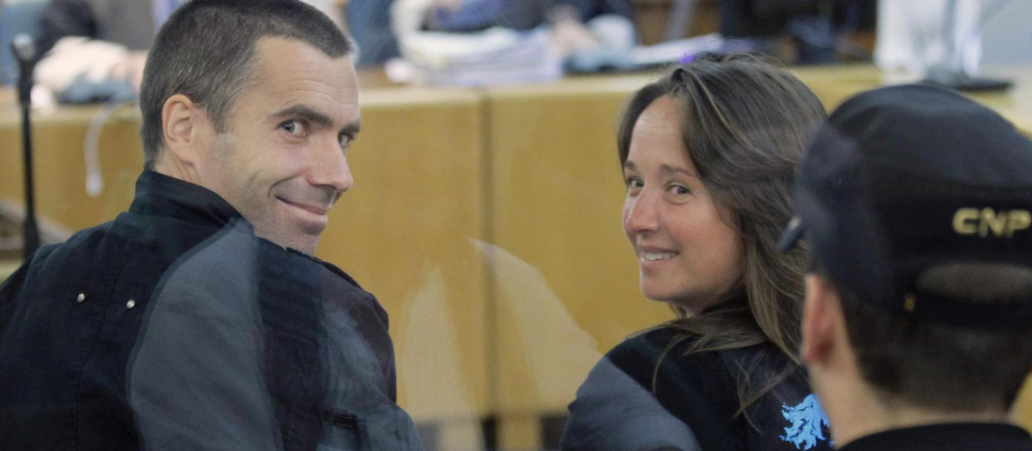 Ibon Fernández Iradi, izquierda, en un juicio en la Audiencia Nacional