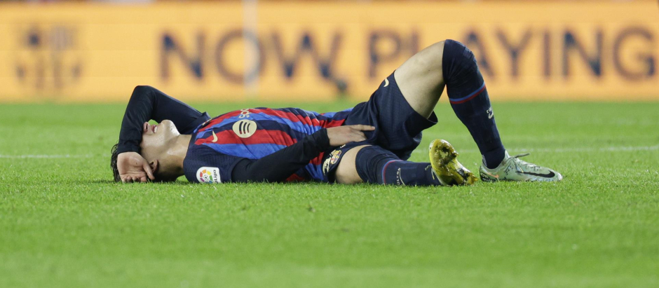 Gavi, dolorido, se ha retirado antes de tiempo en el partido del FC Barcelona ante el Athletic Club