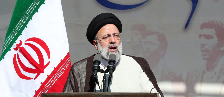 Ibrahim Raisí durante el acto de conmemoración del asalto iraní a la embajada estadounidense