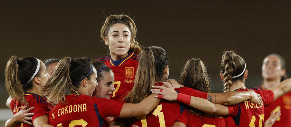 La Selección española femenina lleva tres victorias consecutivas