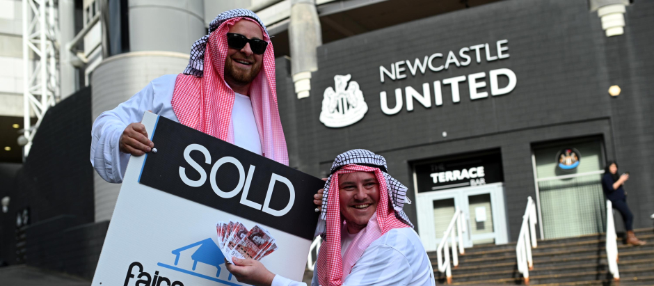 El Newcastle inglés, que está tercero en la Premier, es propiedad de Arabia Saudí