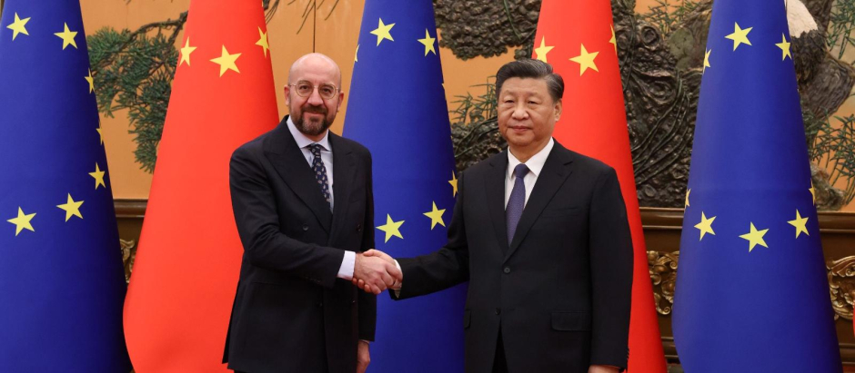 El presidente chino, Xi Jinping y el presidente del Consejo Europeo, Charles Michel en Pekín