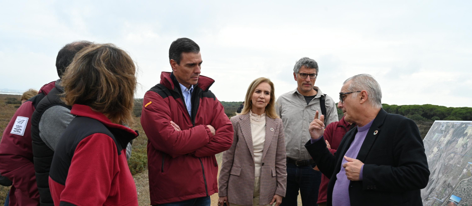 Las imágenes de Sánchez de paseo en Doñana mientras se votaba la sedición en el Congreso