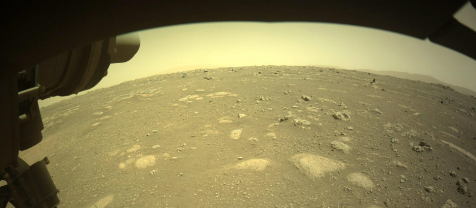 Paisaje de Marte, en una imagen captada por el róver Perseverance
