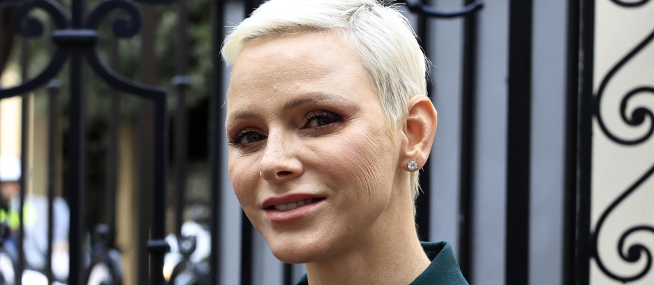 Princess Charlene of Monaco arrive at a charity event at the Red Cross headquarters in Monaco, Wednesday, Nov. 16, 2022.