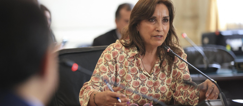Dina Boluarte nueva presidente de Perú tras la destitución de Pedro Castillo