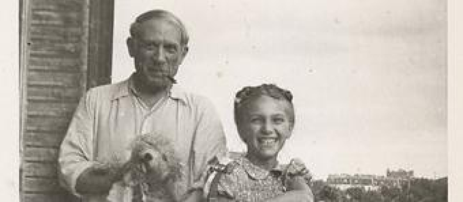 PIcasso y su hija Maya en 1944