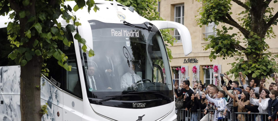 El bus del Real Madrid, la forma en la que viajarán a Cáceres, en una imagen de archivo