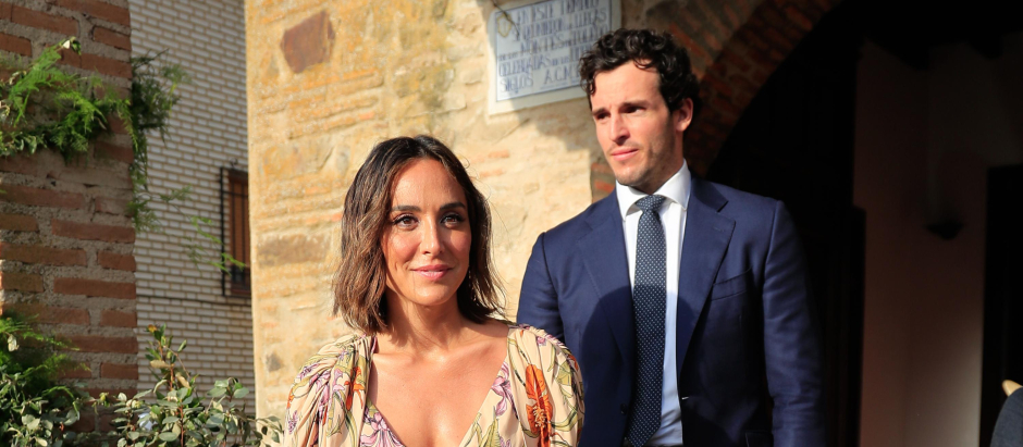 Tamara Falcó and Iñigo Onieva during wedding of Felipe Cortina and Amelia Millan in Retuarta del Bullaque, Ciudad Real on Saturday, 10 July 2021.