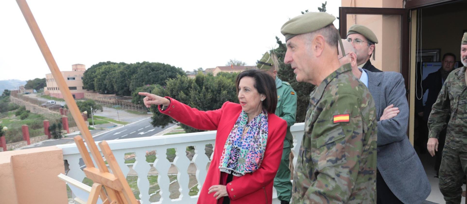 La ministra de Defensa viaja a Melilla para felicitar el nuevo año a los más de 3.000 militares que prestan servicio en la ciudad autónoma