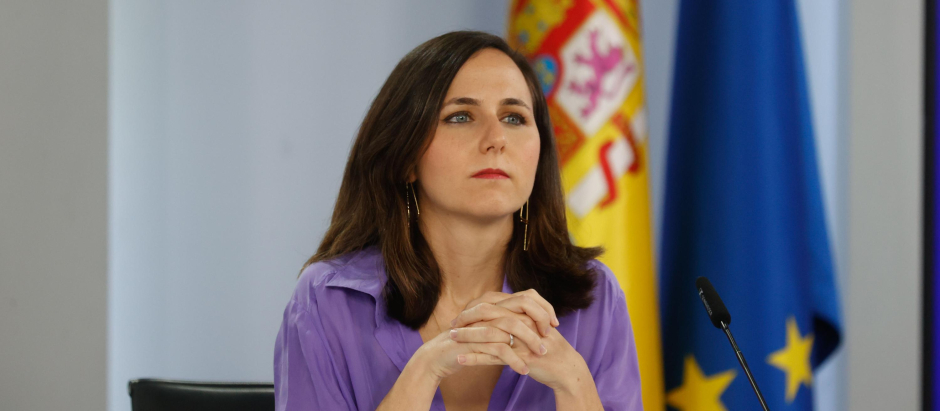 A Belarra le «sorprenden mucho» las críticas de Manuela Carmena a la ley de «solo sí es sí»