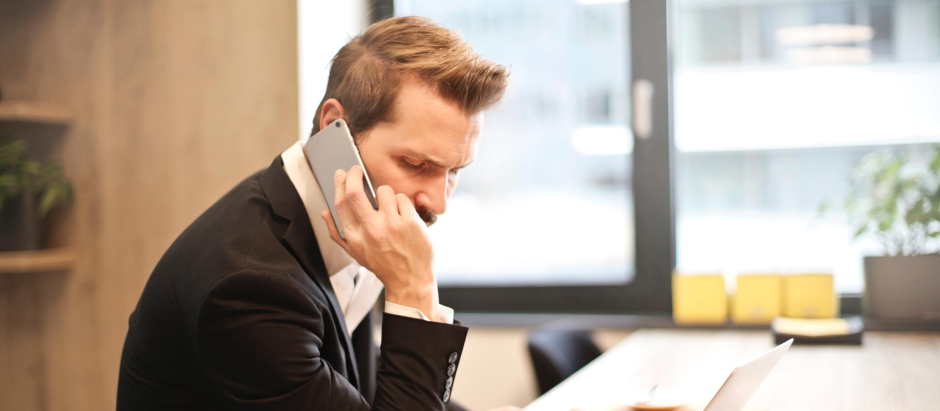 Un empleado se llamó a sí mismo hasta 200 veces para evitar que le pasaran llamadas de trabajo