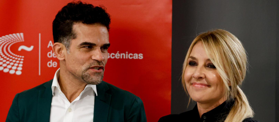 Cayetana Guillén Cuervo y Antonio Najarro en el acto de presentación de los Premios Talía