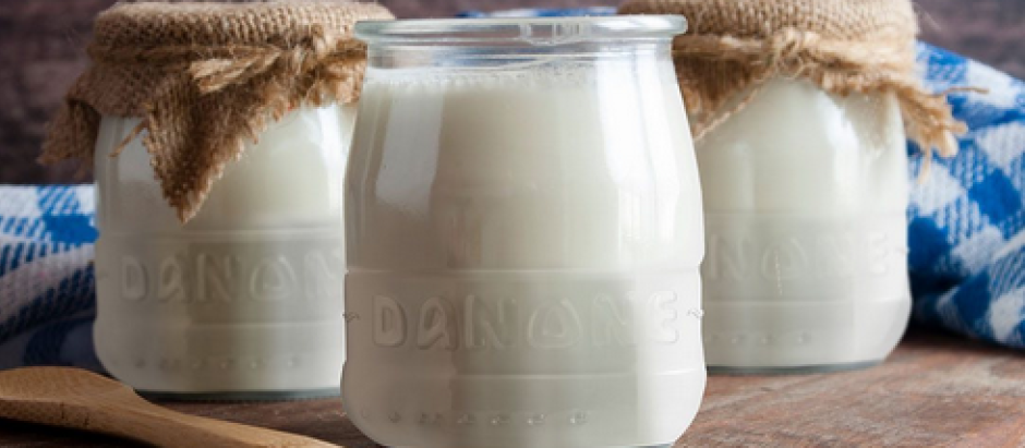 Danone ha bajado los precios del yogur a un euro el paquete de cuatro