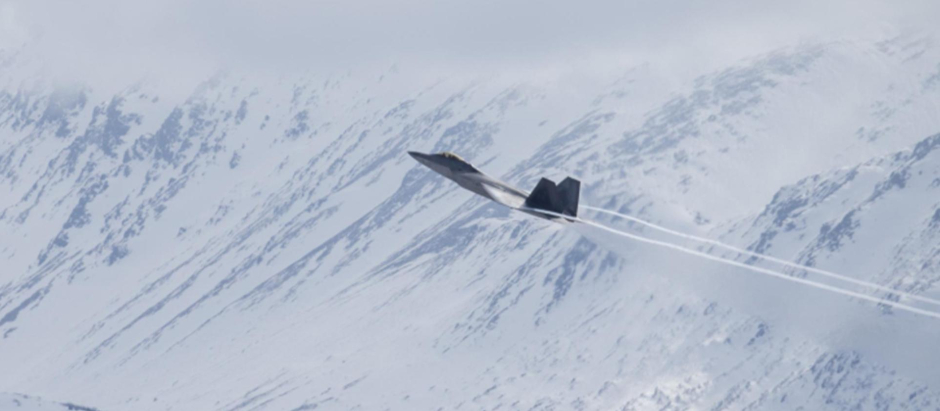 Avión de combate F-22 Raptor de EE.UU. en Alaska