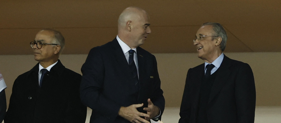 Florentino Pérez junto a Gianni Infantino, presidente de la FIFA