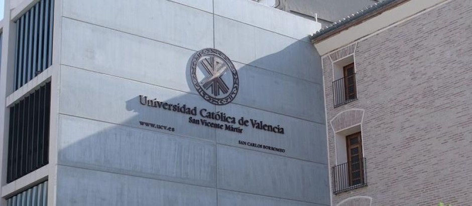 Fachada de la Universidad Católica de Valencia