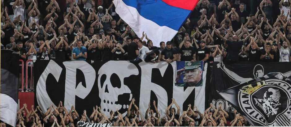 Aficionados del FK Partizan durante un partido