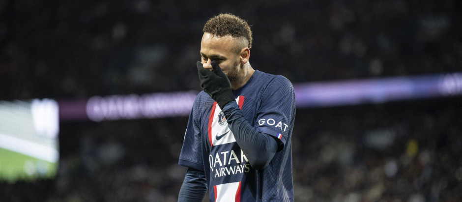 Neymar durante un partido de Ligue1
