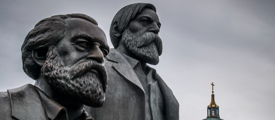 Estatuas de Marx y Engels en Berlín