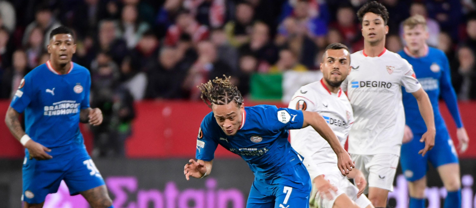 El duelo de ida entre Sevilla y PSV Eindhoven de Europa League