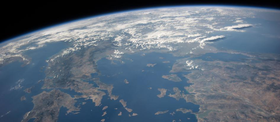 Parte de los continentes de Europa y Asia, vistos desde el espacio