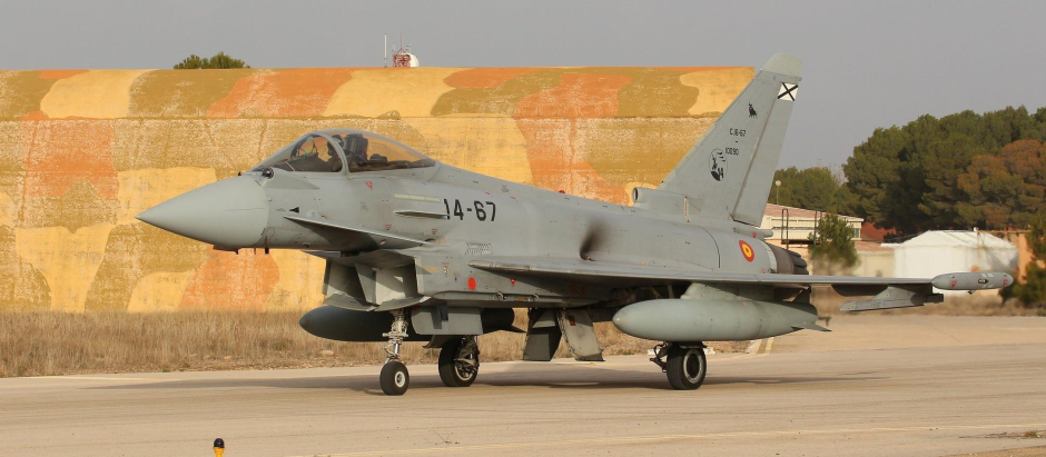 Un Eurofighter español en Emiratos Árabes