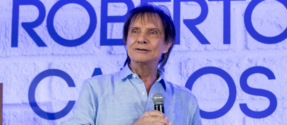 Singer Roberto Carlos Braga Moreira during his tribute on occasion of his book premiere " Amor sin Limite " in Madrid on Monday , 20 May 2019.