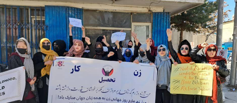 Manifestación en Kabul, Afganistán, por el Día de la Mujer
