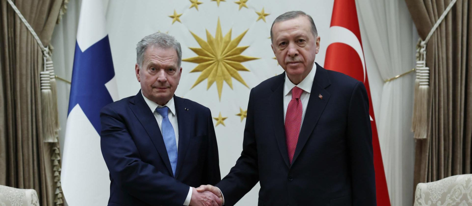 El presidente de Finlandia, Sauli Niinisto , y el presidente turco, Recep Tayyip Erdogan