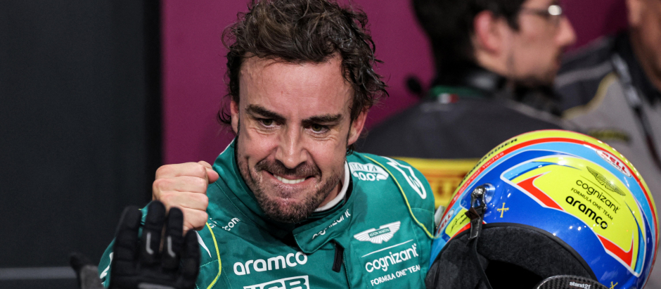 La alegría de Fernando Alonso tras su buena clasificación en Arabia Saudí