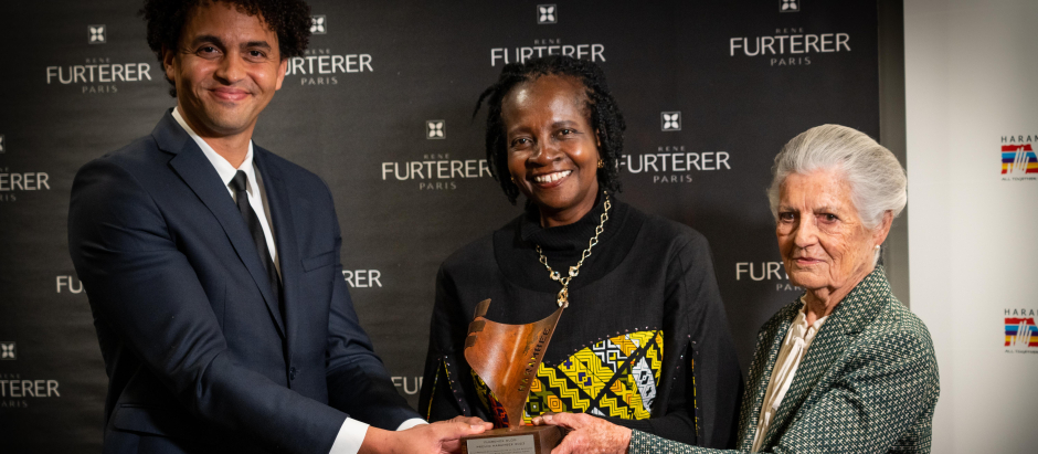 Florence Oloo recibe el Premio Harambee 2023 a la Mujer Africana