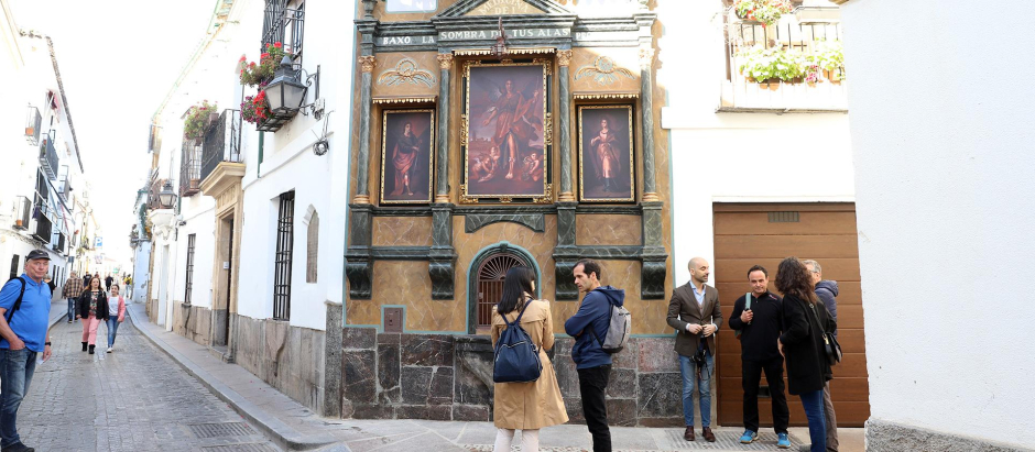Rehabilitación del retablo de San Rafael de la calle Lineros