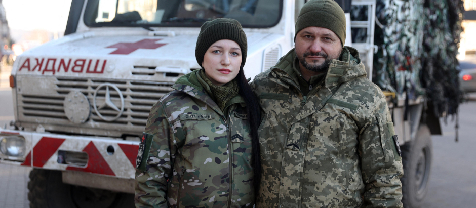 Familias ucranianas luchan juntos
