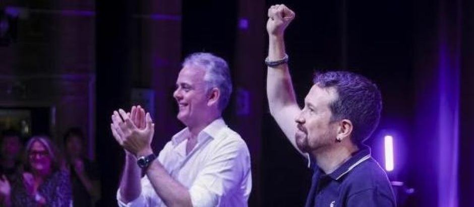 Pablo Iglesias, junto a Héctor Illueca en un acto celebrado en Valencia.