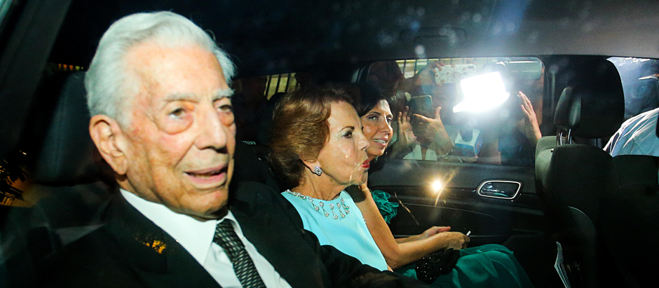 Mario Vargas Llosa and Patricia Llosa during wedding of Josefina Vargas Llosa and Emiliano Camarena in Lima on Saturday 04 March 2023