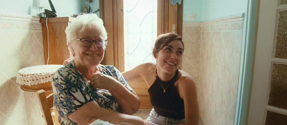 Juana y Melody, en una imagen del Film para Grandmas Project