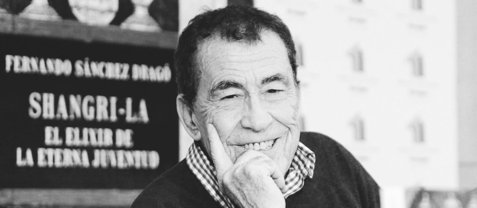 Fernando Sánchez Dragó, autor de más de cuarenta libros, principalmente ensayos y novelas