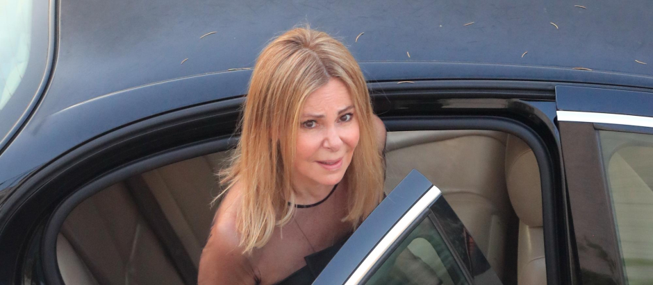 La actriz Ana García Obregón durante el funeral de Álex Lequio en Alcobendas, 30 de junio 2020