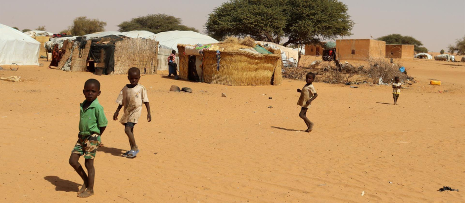 Campamento de refugiados de Ayorou, Níger, junto con Burkina Faso y Mali.