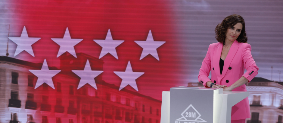 La candidata del Partido Popular a la presidencia de la Comunidad de Madrid, Isabel Díaz Ayuso, durante el debate electoral