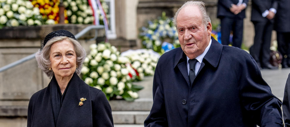 King Juan Carlos and Queen Sofia of Spain during the funeral ceremony of Luxembourg's Grand Duke Jean  in Luxembourg