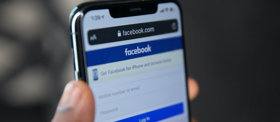 Facebook ha censurado un post en el que se alaba a Jesús