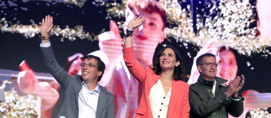 Martínez-Almeida, Ayuso y Feijóo cerraron campaña en Madrid